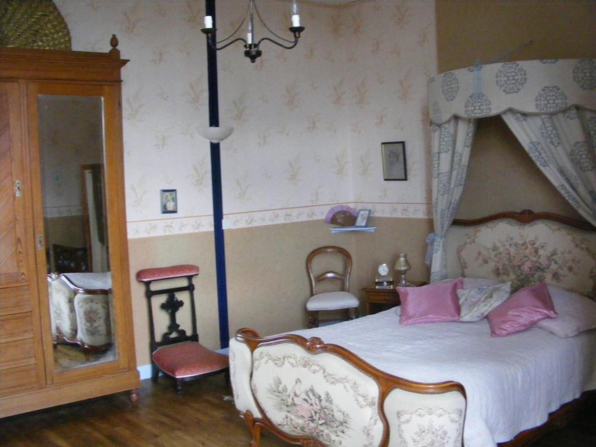 La Mailholiere Hotel Blanzay Luaran gambar